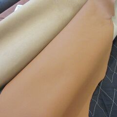 革 生地 大量 ロール まとめて　レザークラフト ハンドメイド  60kg以上の画像