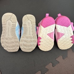 ベビーNew Balanceスニーカーの画像