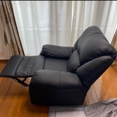 あげます　リクライニングソファ 1人掛け 合皮 ブラック カバー付きの画像