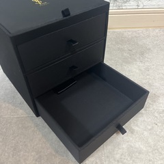 YVES SAINT LAURENT メイクボックス 3段 鏡付きの画像
