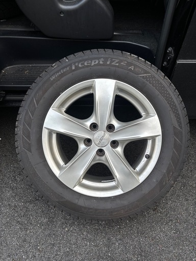 冬用タイヤ 195 65 15 pcd100