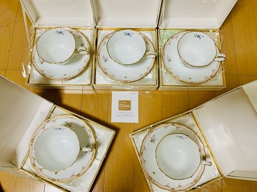 ノリタケ　カップ&ソーサー