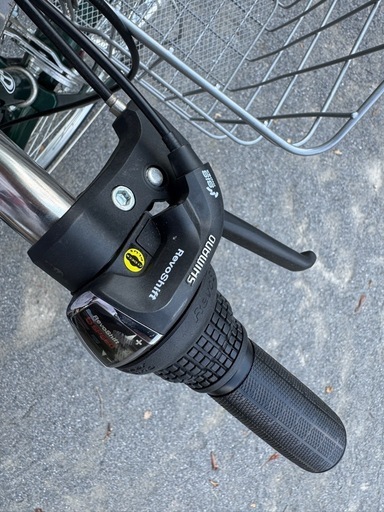 シマノ　自転車27インチ　速度可変式　　