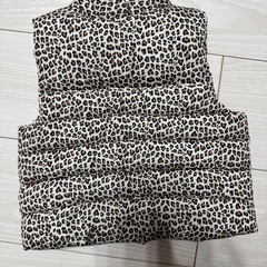 GAPベビーダウンベストの画像