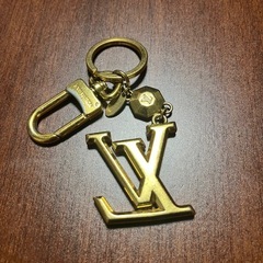 Louis Vuitton ルイ・ヴィトン　ゴールド キーホルダー　キーリングの画像