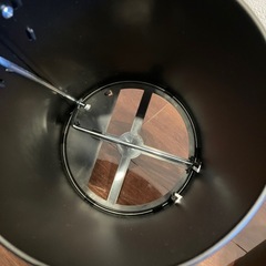 IKEAイケア 黒の蓋付きゴミ箱 中取り出し可能の画像