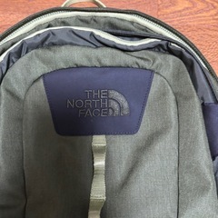 THE NORTH FACE HOT SHOT バックパック オリーブグリーンの画像