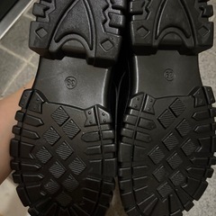 レディースシューズ　ブラックの画像