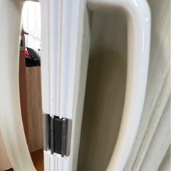 つっぱり式アコーディオンカーテン　木目調の画像