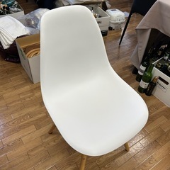 イームズチェア（ナチュラル）の画像