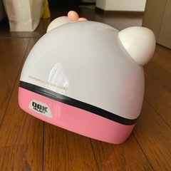ハローキティ ヘルメットです。サンリオの画像