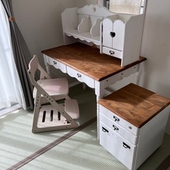 可愛い🩷
学習机の画像
