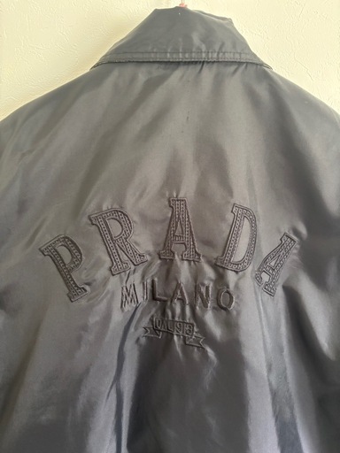 PRADA ロゴプリントジャケット グレー