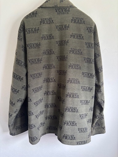 PRADA ロゴプリントジャケット グレー