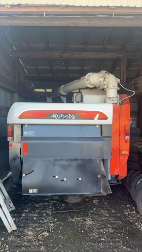 クボタコンバイン4条刈りARN452