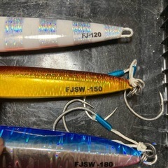 メタルジグルアー3点、アオリイカ用1点の画像