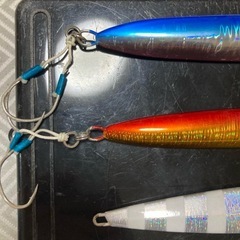 メタルジグルアー3点、アオリイカ用1点の画像
