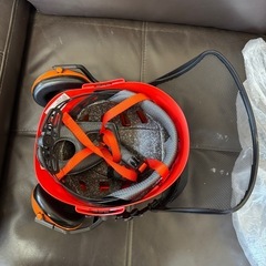 未使用新品モンベルヘルメット作業用の画像