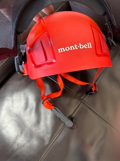 未使用新品モンベルヘルメット作業用