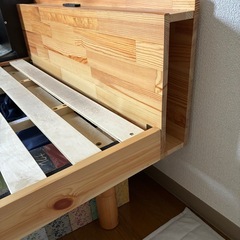 シングルベッドフレームの画像