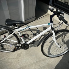 クロスバイク自転車の画像