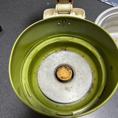 レトロな炊飯器の画像