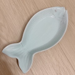 ハンプティダンプティ　お魚　お皿　プレートの画像