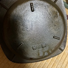すき焼き鍋の画像