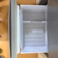 SHARP 冷蔵庫　
SJ-D14B-S　の画像