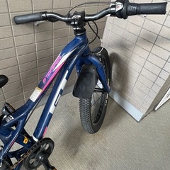 キッズGT STOMPER PRIME20ネイビーの画像