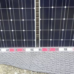 未使用 保管品 KIS ソーラーパネル 90W 17.8V GT85F 2枚 まとめ セット 太陽光 単結晶 太陽電池 モジュールの画像