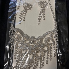 アクセサリー、ビブネックレスなどの画像
