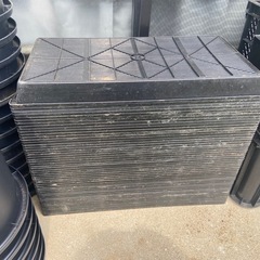 プランター！植木鉢受け皿全383個➕小物付購入時17万円金額相談可の画像