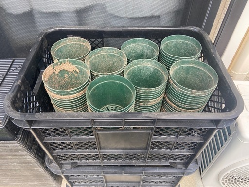 プランター！植木鉢受け皿全383個➕小物付購入時17万円！ プランター！植木鉢受け皿全383個➕小物付購入時17万円金額相談