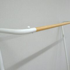 ハンガーラック（ホワイト）【小金井市民限定】（小金井市再生家具）品番：10-01-07 ※新規優先の画像