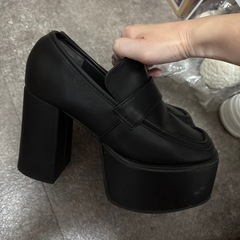 ローファーの画像