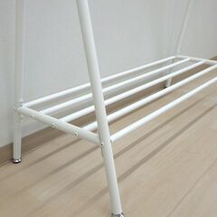 ハンガーラック（ホワイト）【小金井市民限定】（小金井市再生家具）品番：10-01-07 ※新規優先の画像