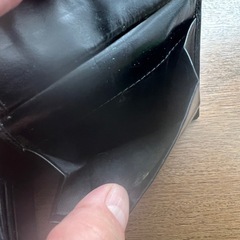 プラダ‼️メンズサイフ‼️２つ折りサイフ‼️レザー　革製の画像