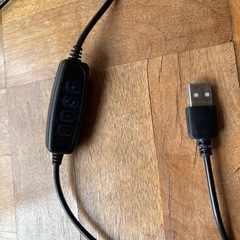 クリップ式LEDリングライト フレキシブルアーム USB接続 の画像