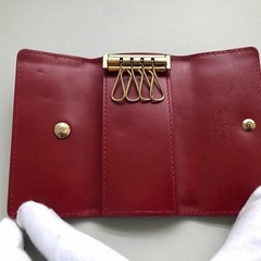 美品 ルイヴィトン ヴェルニ  4連 キーケース 男女の画像