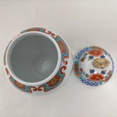  有田焼 寒山作 蓋付壺 金彩獅子摘み 牡丹 花鳥文 色絵磁器 磁器壺 骨董 アンティーク インテリア 飾壺　251006-2Tの画像