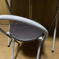 ブラウン　テーブルセットの画像