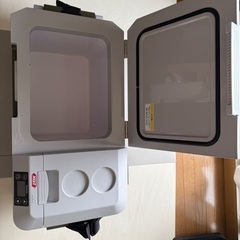 マキタ　充電式保冷温庫の画像