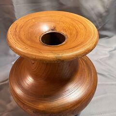 花瓶　木製の画像