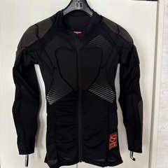 バイク　プロテクタースーツ　D3OD3Oの画像