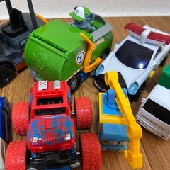 トミカ　車おもちゃまとめ売り35台の画像