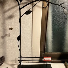 飾り物 置き物アンティークなパイプタバコのおじさんオブジェの画像
