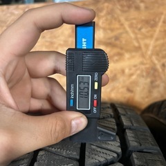 BS 225/65R17 21年の画像