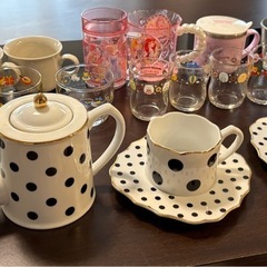 【お相手決定】食器、コップ、カトラリー、調理器具たくさんの画像