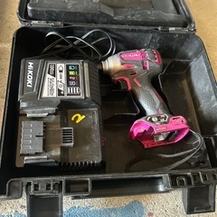 インパクトドライバー２台ケース付き の画像